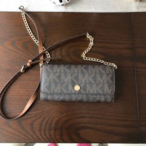 Michael kora wallet + crossbody